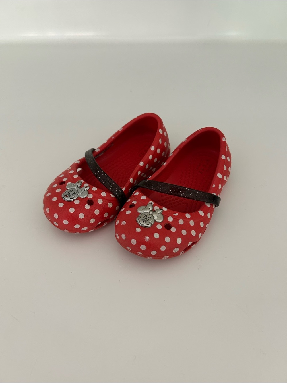 CROCS Minnie Mouse Mary Jane Shoes, size 7